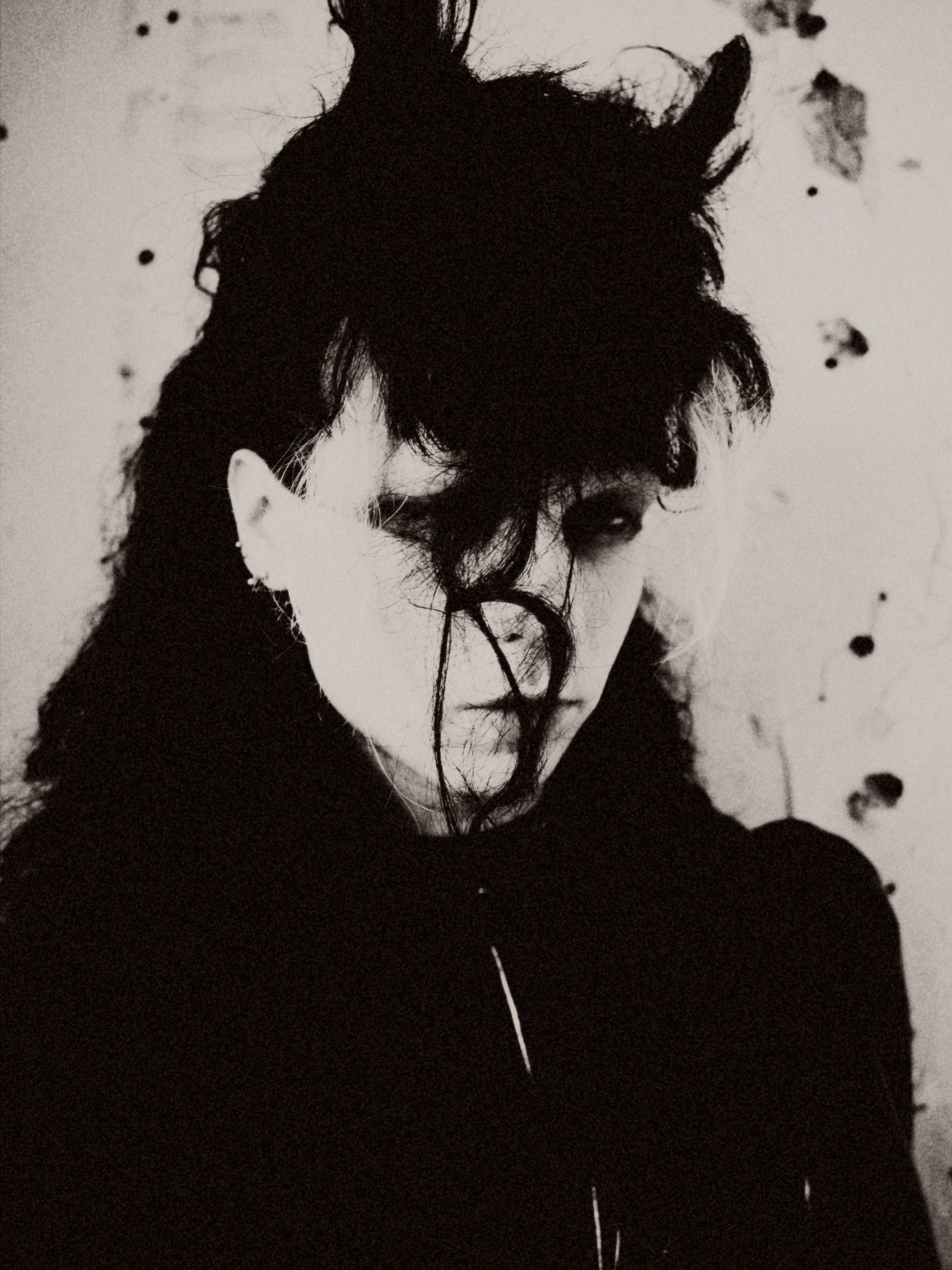 Gloom, image 3